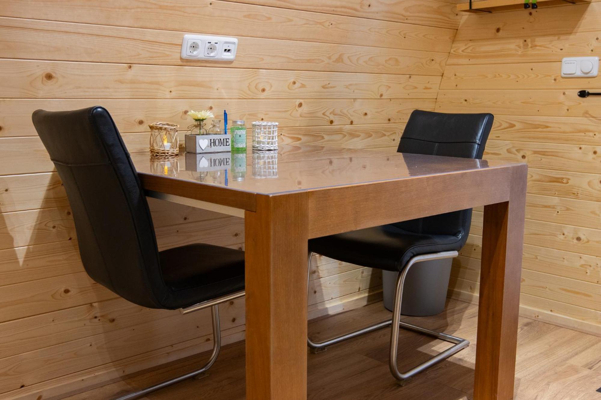 Camping Pod: Lyts Dekema 2 Baard Exterior photo