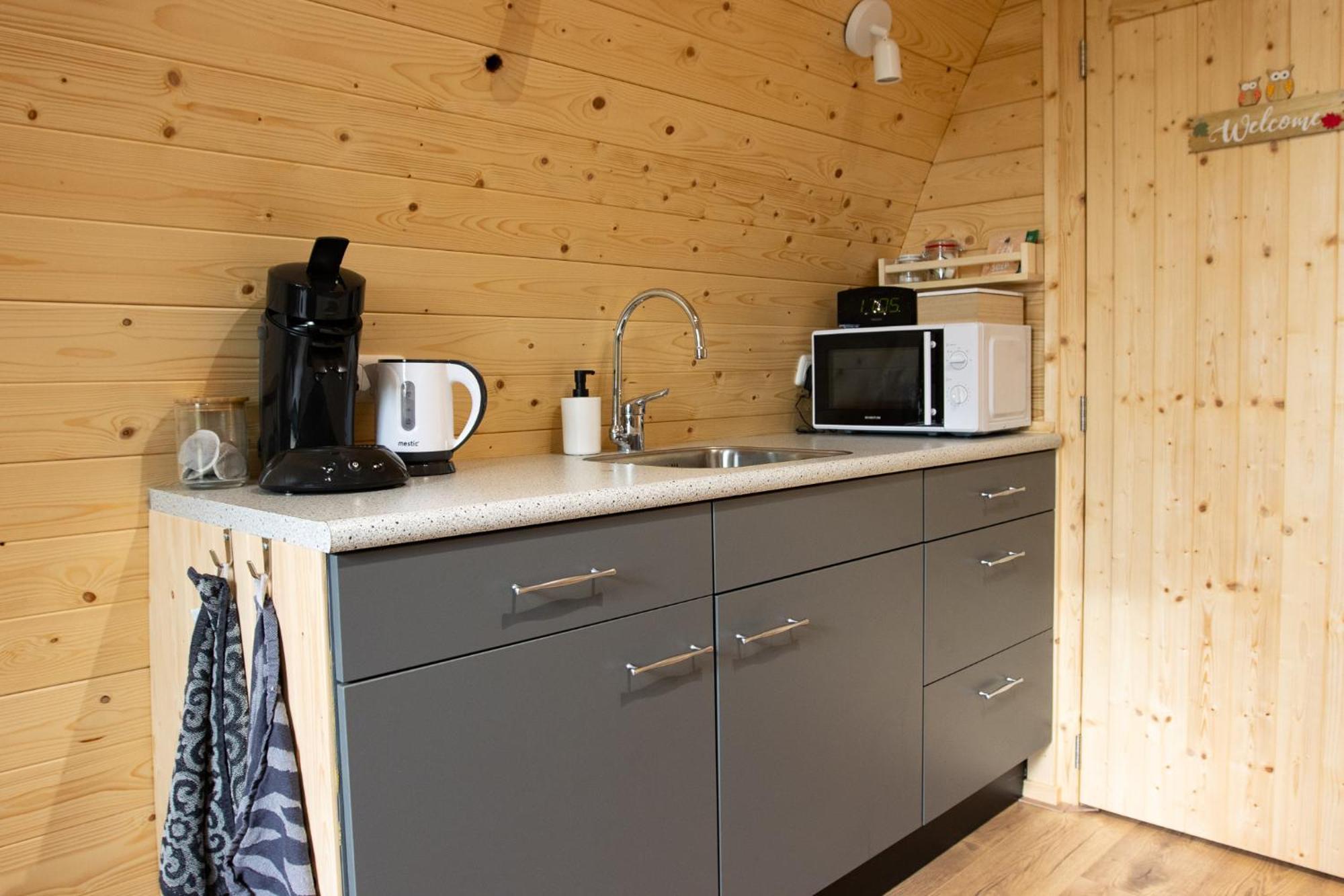 Camping Pod: Lyts Dekema 2 Baard Exterior photo