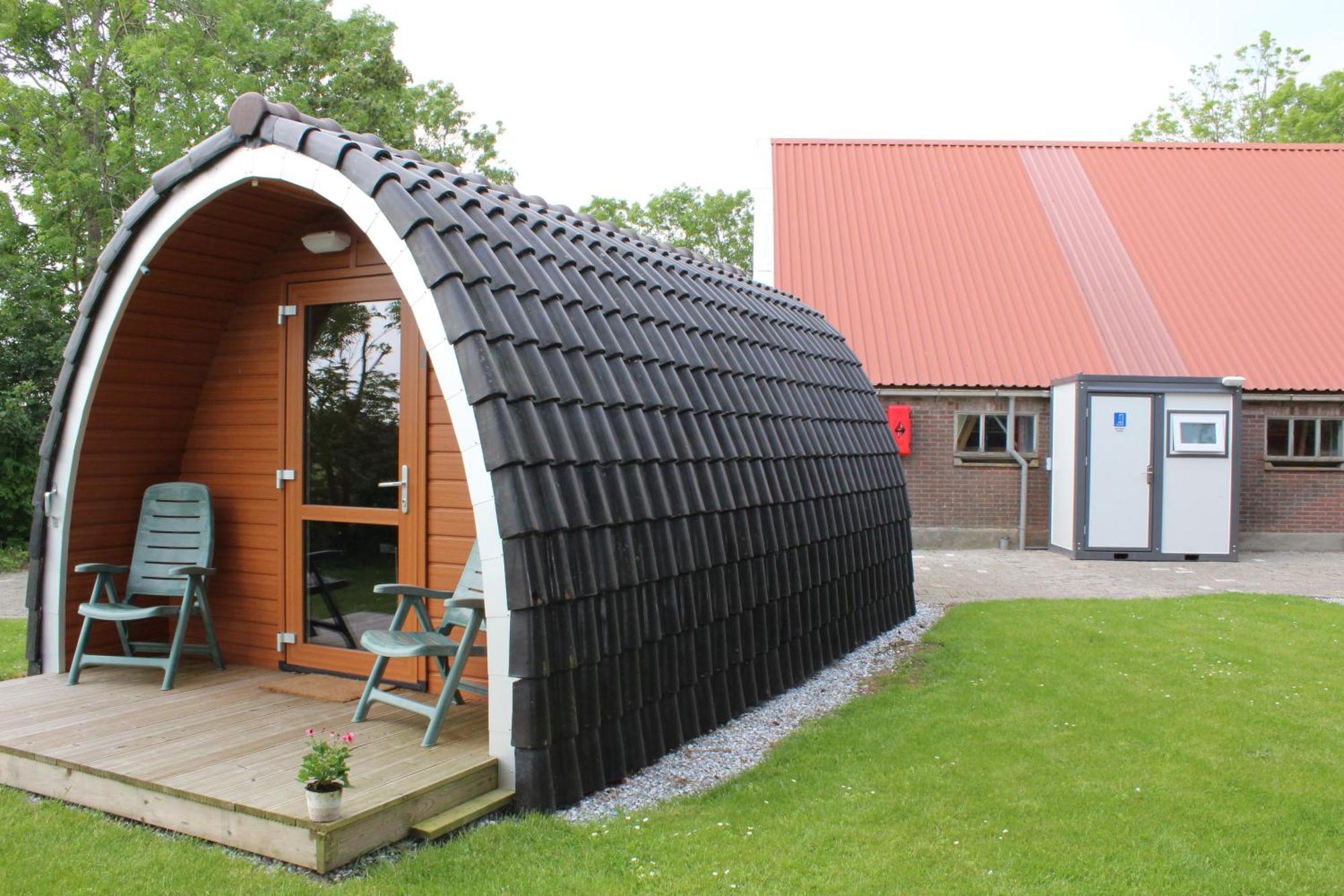 Camping Pod: Lyts Dekema 2 Baard Exterior photo